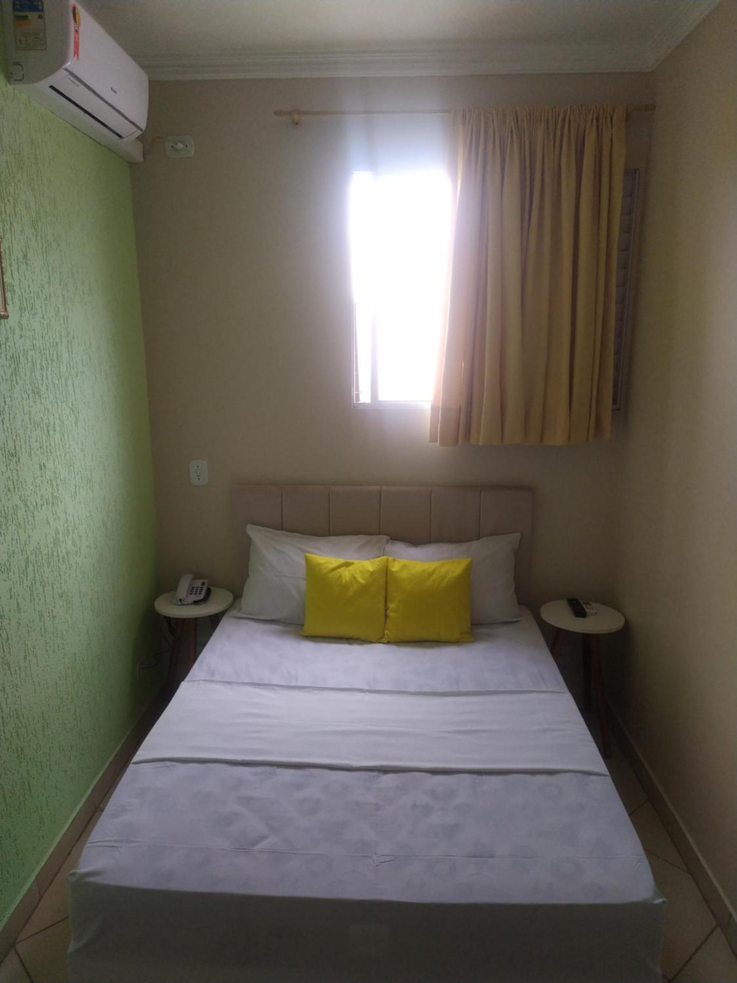 Hotel Dayse Santana de Parnaiba Phòng bức ảnh