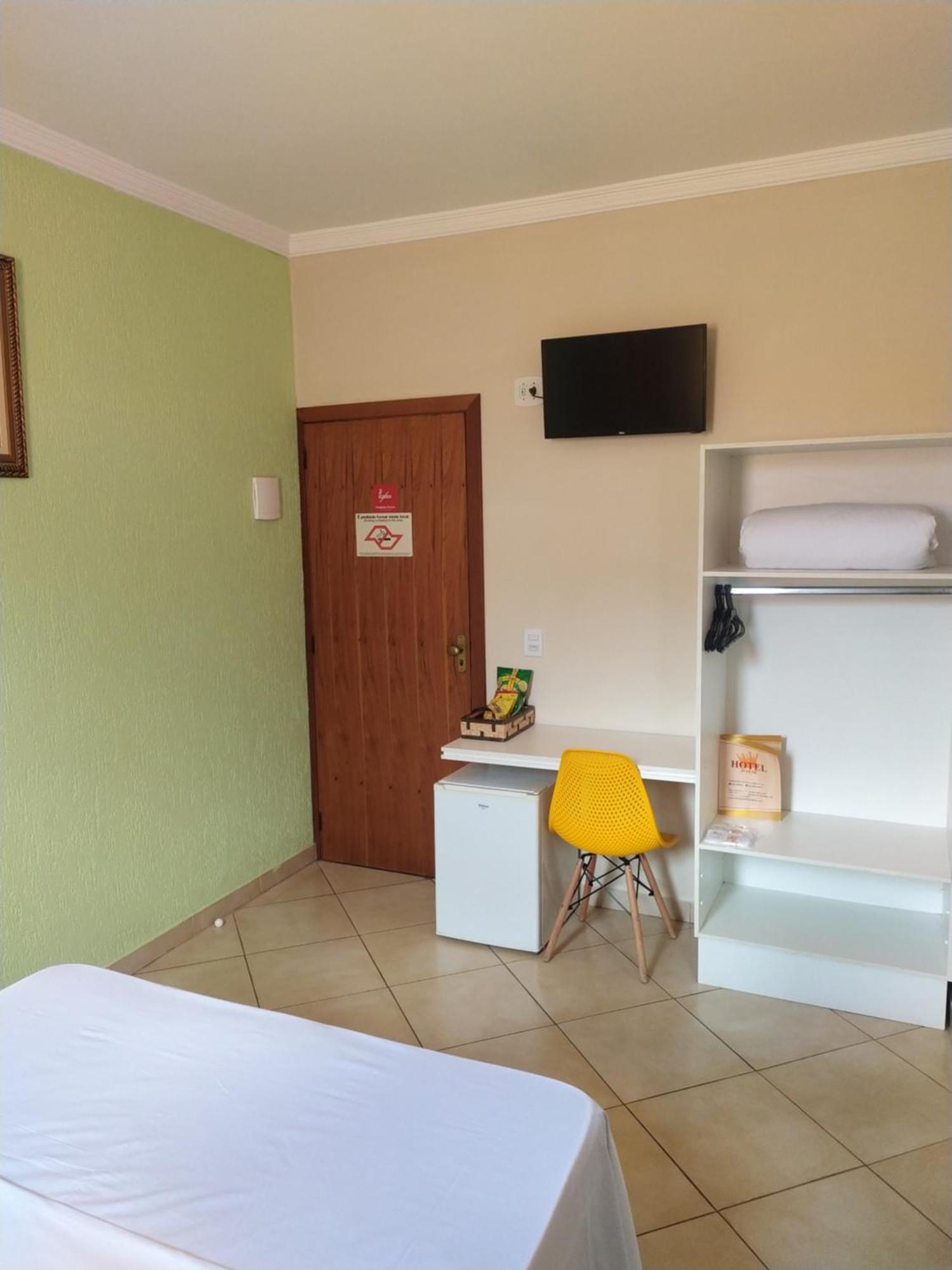 Hotel Dayse Santana de Parnaiba Phòng bức ảnh
