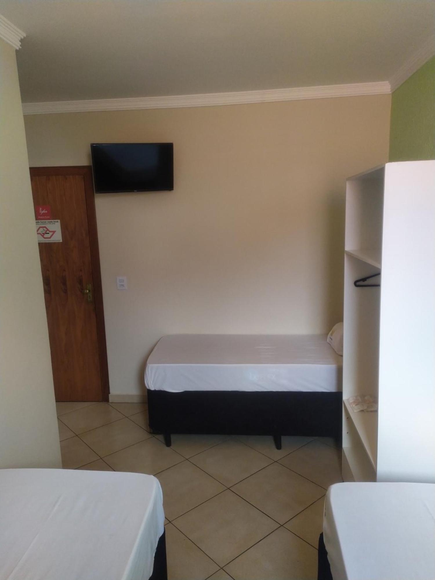 Hotel Dayse Santana de Parnaiba Phòng bức ảnh